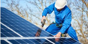 Installation Maintenance Panneaux Solaires Photovoltaïques à Chateauneuf-du-Rhone